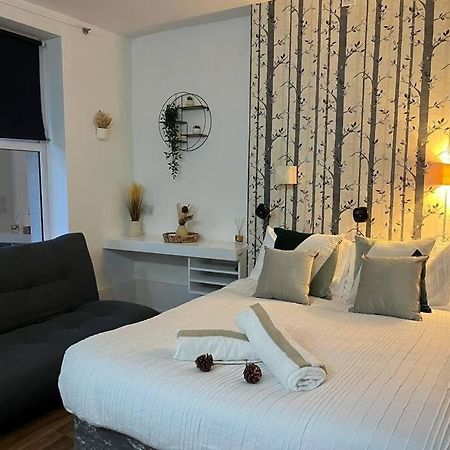Tree Studio Apartment Barbican F3 London Exteriör bild