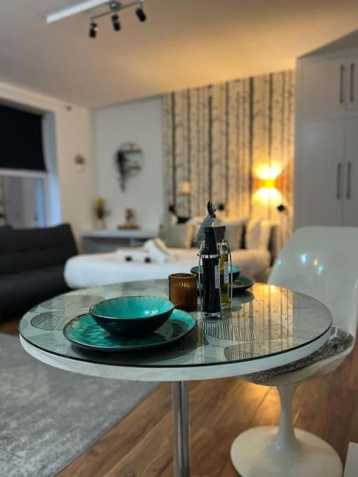 Tree Studio Apartment Barbican F3 London Exteriör bild