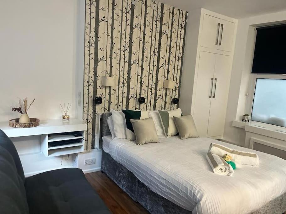 Tree Studio Apartment Barbican F3 London Exteriör bild